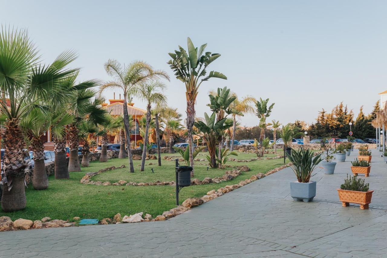 Апартаменты On Family Playa De Donana Маталасканьас Экстерьер фото